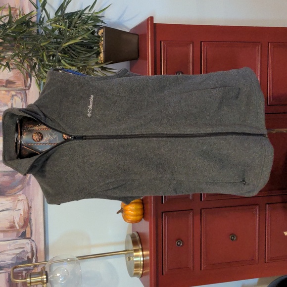 Columbia fleece Vest - Picture 1 of 4